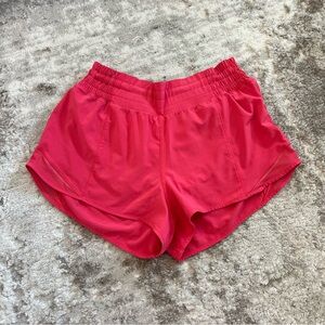 Lululemon Hotty Hot High-Rise Lined Short 2.5”